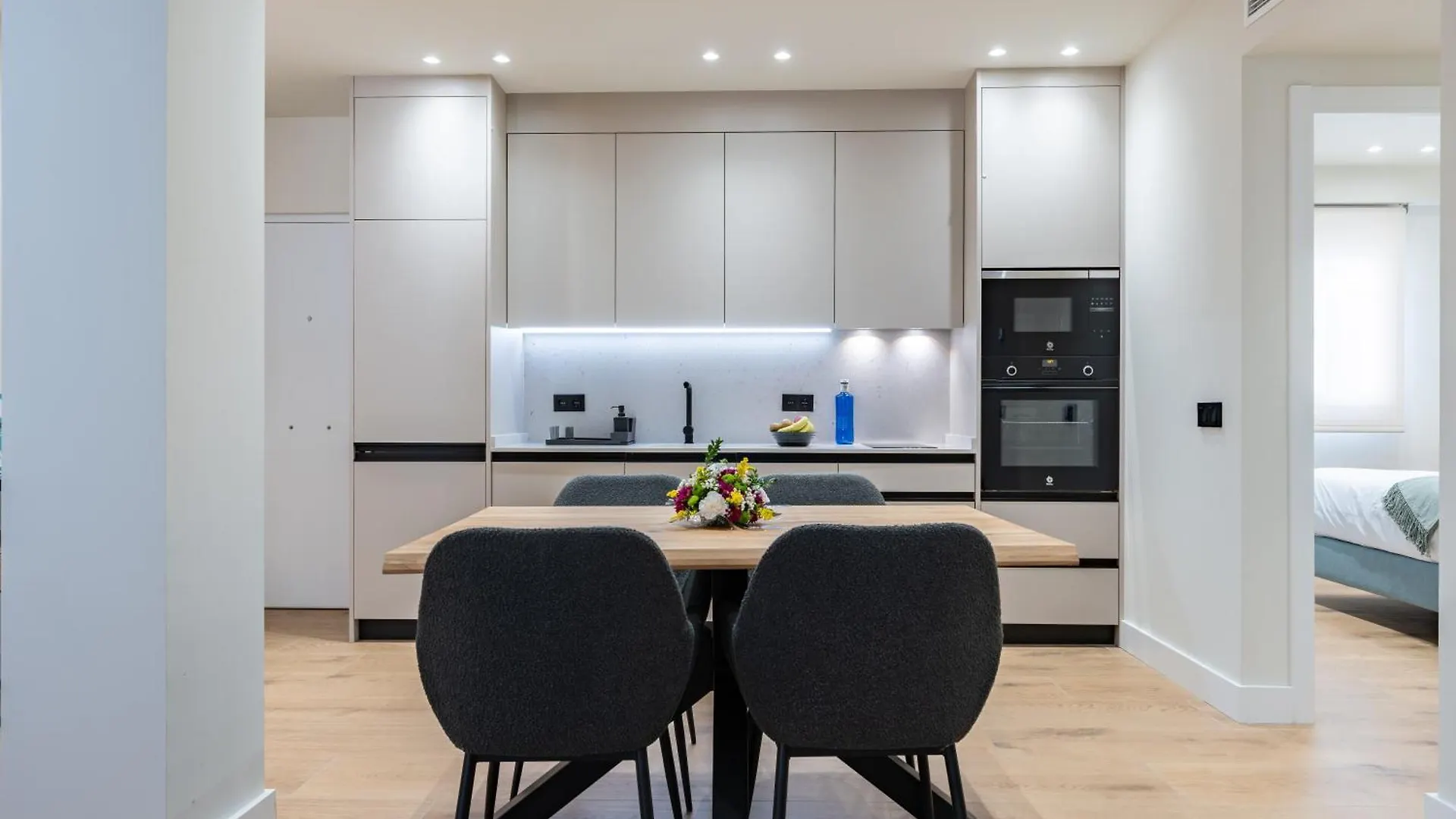 Zenete Deluxe Apartment Malaga 0*,  Spain